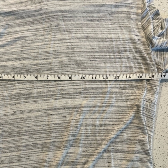 Dolan by anthropologie turtle neck - Picture 9 of 9